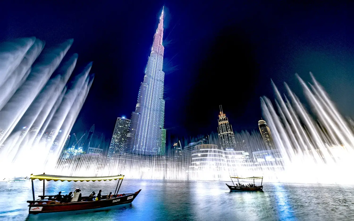 Dubai Fountain Show and Lake Ride