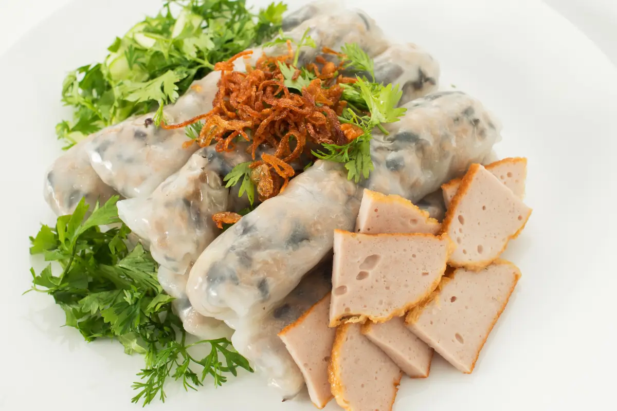 Banh Cuon (Steamed Rice Rolls)