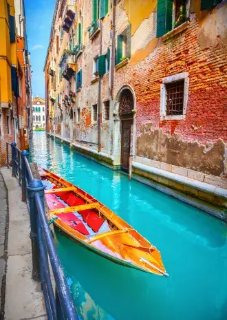 FIVE reasons why you will never want to leave Venice