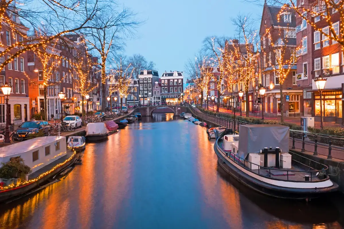 Why you simply cannot miss Amsterdam
