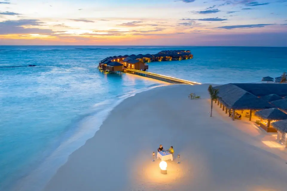 beach scenic