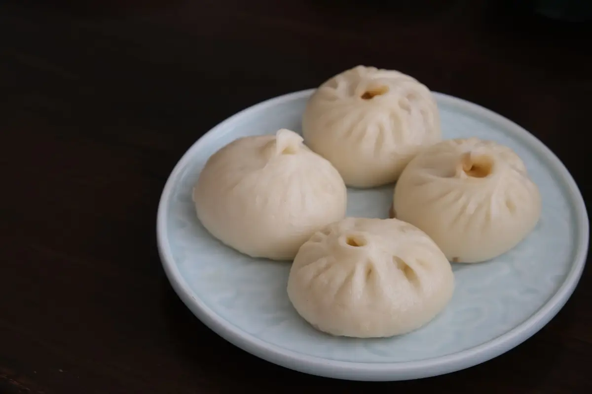 Sheng Jian Bao (Pan-Fried Buns)