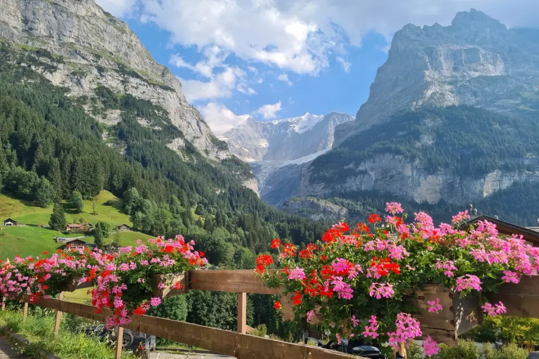 Swiss Village Lungern, Switzerland⁠