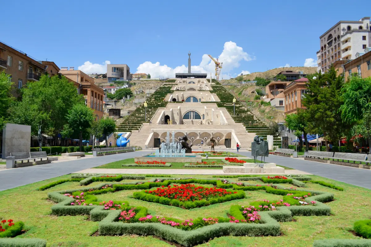 Cascade. Yerevan⁠