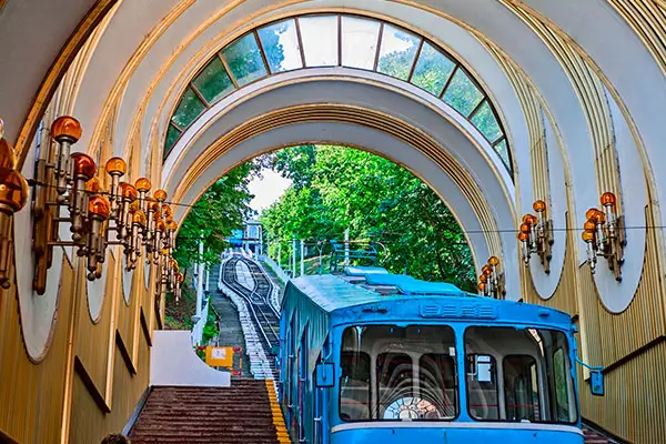 transportation in Kyiv are buses