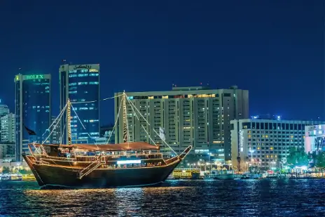 Al Mansour Dinner - Unlimited Alcoholic Drinks