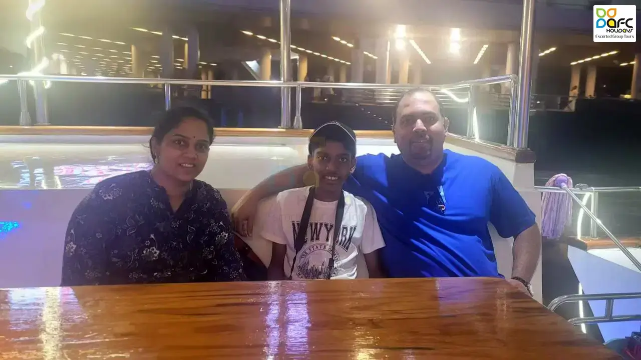 Travelers on Hong Kong Tour Packages from Dubai