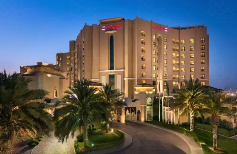 Traders Hotel, Qaryat Al Beri